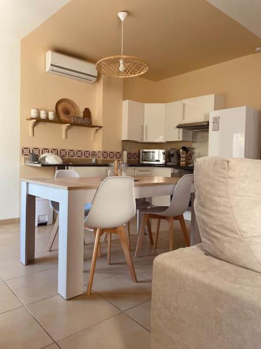 T2 Refait A Neuf Calme Et Agreable Appartement Narbonne Buitenkant foto